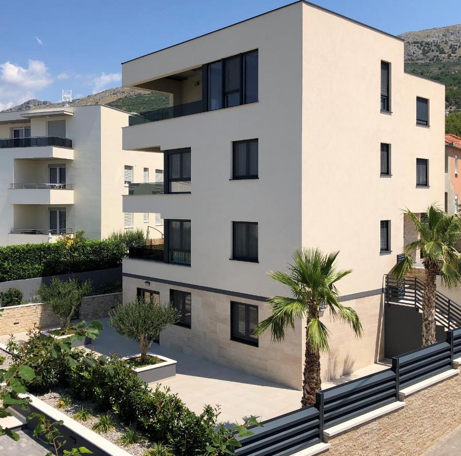 Apartments Villa 19 Podstrana Exterior foto